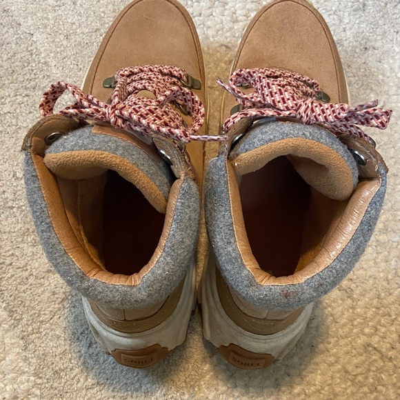 Sorel Kinetic Breakthrough Conquest Boot - Picture 9 of 11